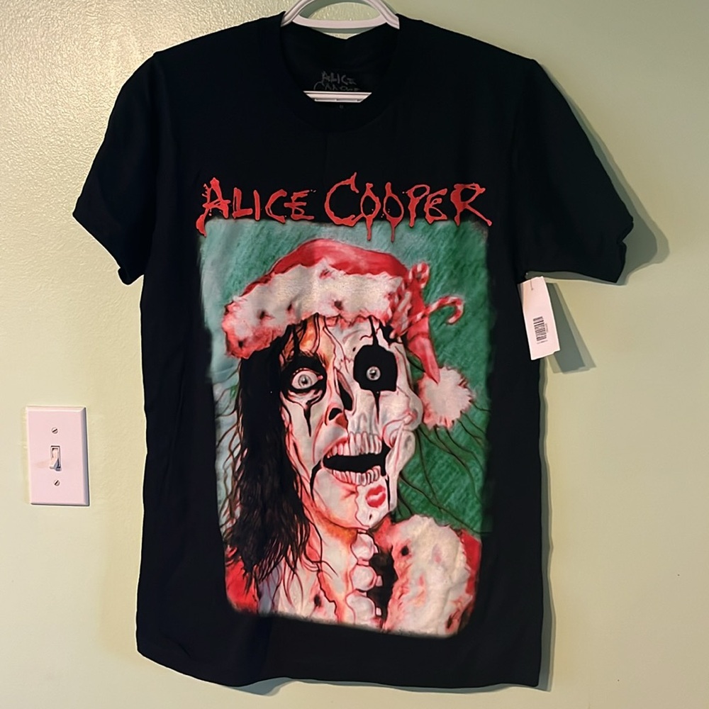 Alice Cooper Christmas Graphic Print Short Sleeve Cotton T-Shirt. Like New. S.